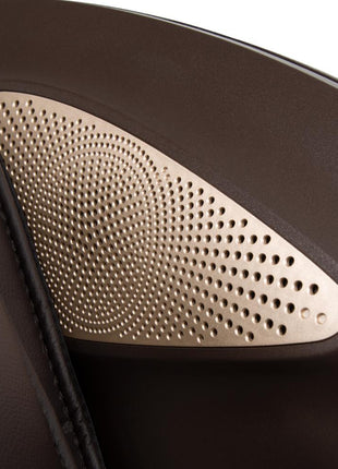 AmaMedic Hilux 4D Massage Chair - Bluetooth speakers